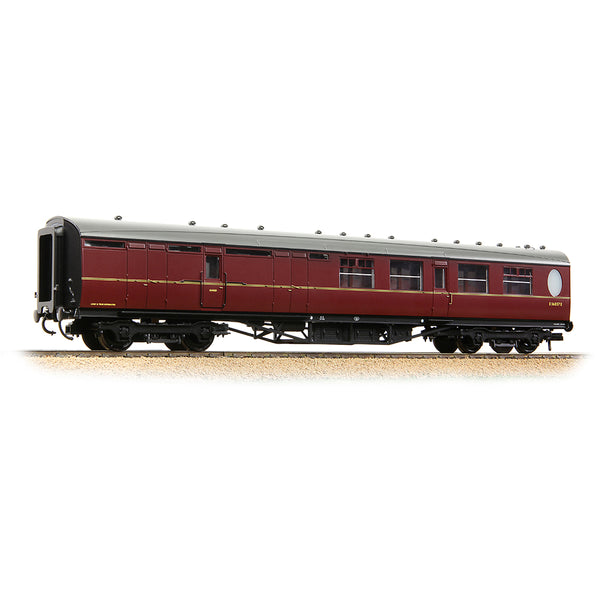 Bachmann 34-462 Thompson 2nd Class Brake Corridor BR Maroon OO Gauge