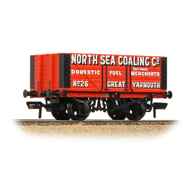 Bachmann 37-112A 7 Plank Fixed End Wagon 'North Sea Coaling Co.' Red OO Gauge