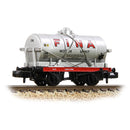 Graham Farish 373-658A 14T Tank Wagon 'Fina' Silver, No.136 N-Gauge