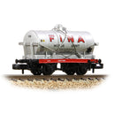 Graham Farish 373-658 14T Tank Wagon 'Fina' Silver, No.138 N-Gauge