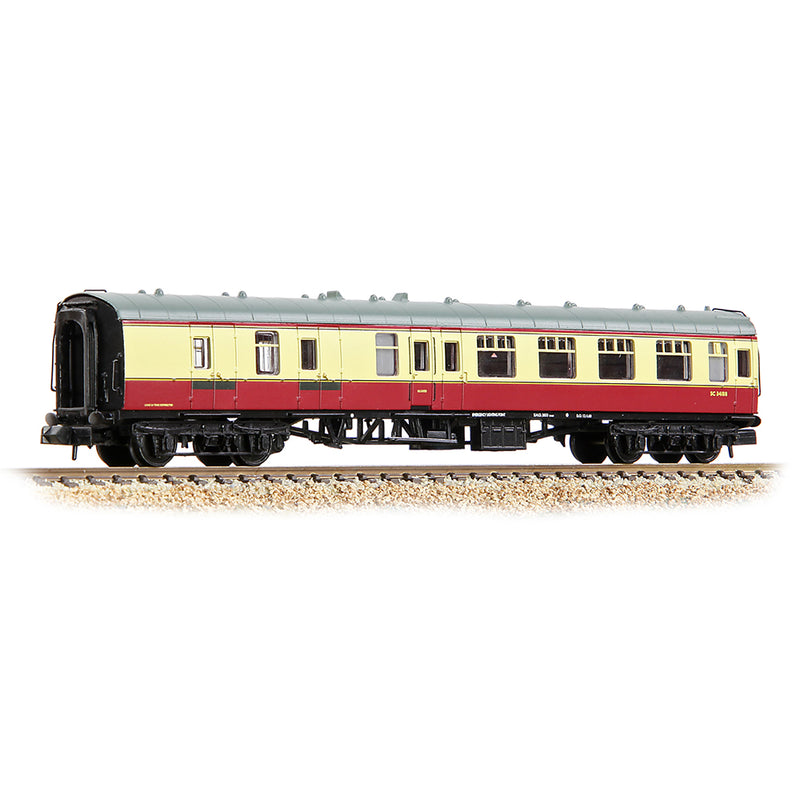 Graham Farish 374-185D BR MK1 BSK Coach BR Crimson & Cream N Gauge