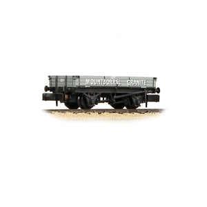 Graham Farish 377-509 3 Plank Wagon, Mountsorrel Granite Grey, N Gauge