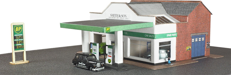 Metcalfe PN181 N Scale Service Station