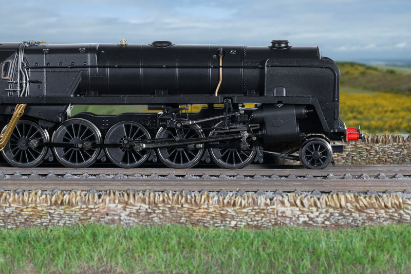 Hornby R30396 BR (Early) Class 9F No.92018 DCC Ready OO Gauge
