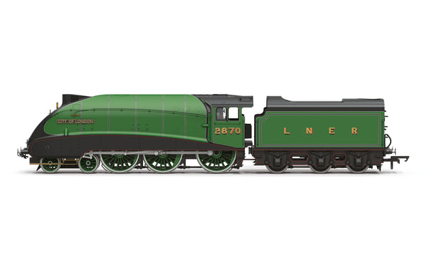 Hornby R30406 LNER Streamlined B17 2870 "City of London" DCC Ready, OO Gauge