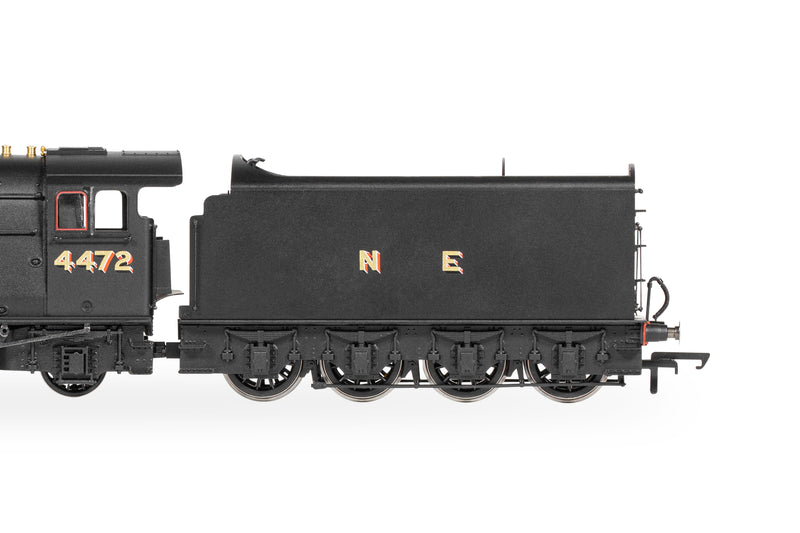 Hornby R30454 LNER Class A3 No.4472 "Flying Scotsman" (VE Day 80th Anniversary) DCC Ready, OO Gauge