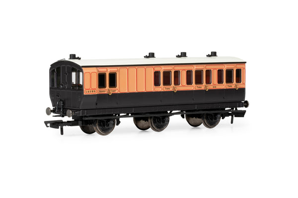 Hornby R40293 LSWR, 6 Wheel Coach, 3rd Class, 648