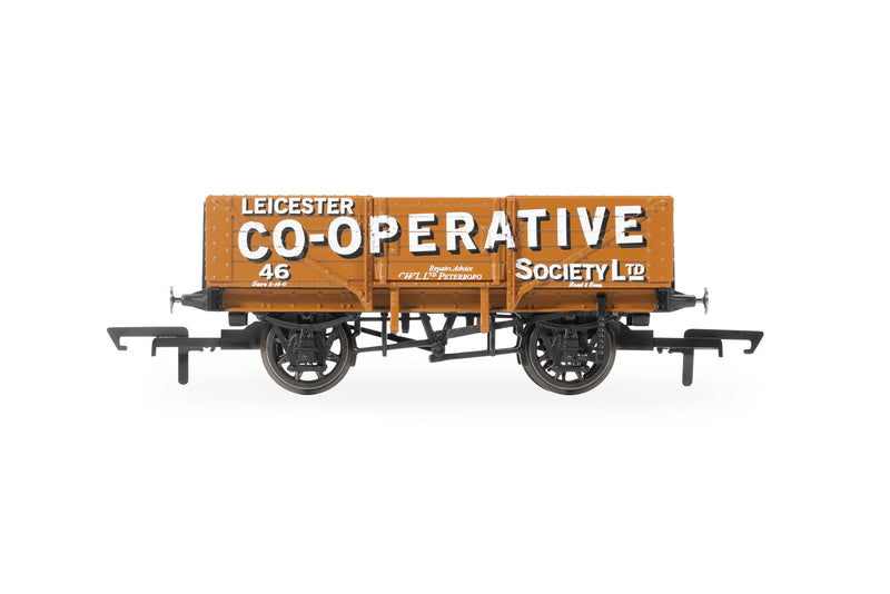 Hornby R60104 (Pack of 3) Plank Wagons 'Denaby' OO Gauge