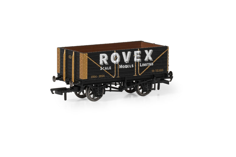 Hornby R60263 Hornby 70 Years In Margate, Westwood 7 Plank Wagon 1954-2024 (Limited Edition) OO Gauge