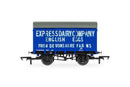 Hornby R60279 SR Express Dairy Vent Van OO Gauge
