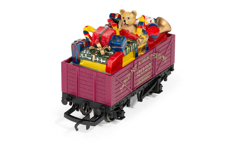 Hornby R60316 7 Plank Wagon 'Christmas 2025' OO Gauge