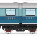 Hornby R40479 LNER West Riding Limited Brake Open Third & Kitchen Third Articulated Coaches, OO Gauge