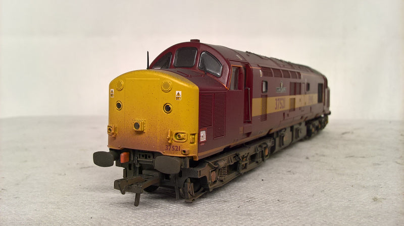 Bachmann 32-381R Class 37/5 Diesel EWS 'English China Clays' Weathered Produced Exclusively For Kernow MRC DCC Ready OO Gauge (Pre-owned)