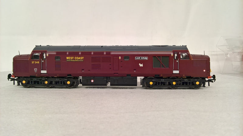 Bachmann 32-780V Class 37/2 West Coast Railways "Loch Arkaig" 37248 Produced Exclusively For Model Rail DCC Sound Fitted OO Gauge (Pre-owned)