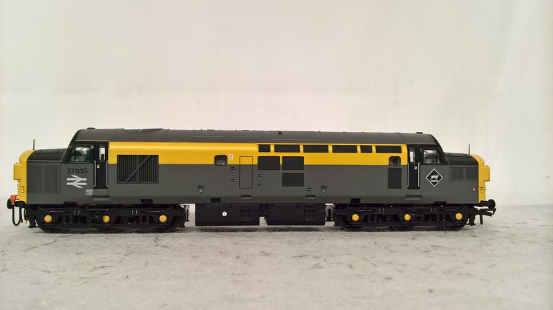 Bachmann 32-779 Class 37 37035 Civil Engineers (Dutch) Grey/Yellow With Corner Indicator Boxes DCC Ready OO Gauge (Pre-owned)