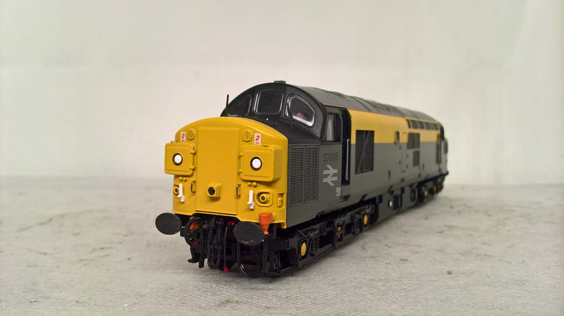 Bachmann 32-779 Class 37 37035 Civil Engineers (Dutch) Grey/Yellow With Corner Indicator Boxes DCC Ready OO Gauge (Pre-owned)