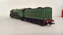 Hornby R3832 Thompson Class A2/3 4-6-2 "Edward Thompson" No.500 DCC Ready OO Gauge
