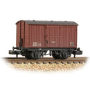 Graham Farish 377-986A LNER 12 Ton Vanfit Fruit Van BR Bauxite (Weathered) N Gauge