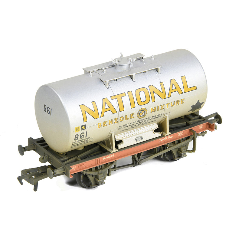 Bachmann 38-778A 14 Ton Anchor-Mounted Tank Wagon 'National Benzole' (Weathered) OO Gauge